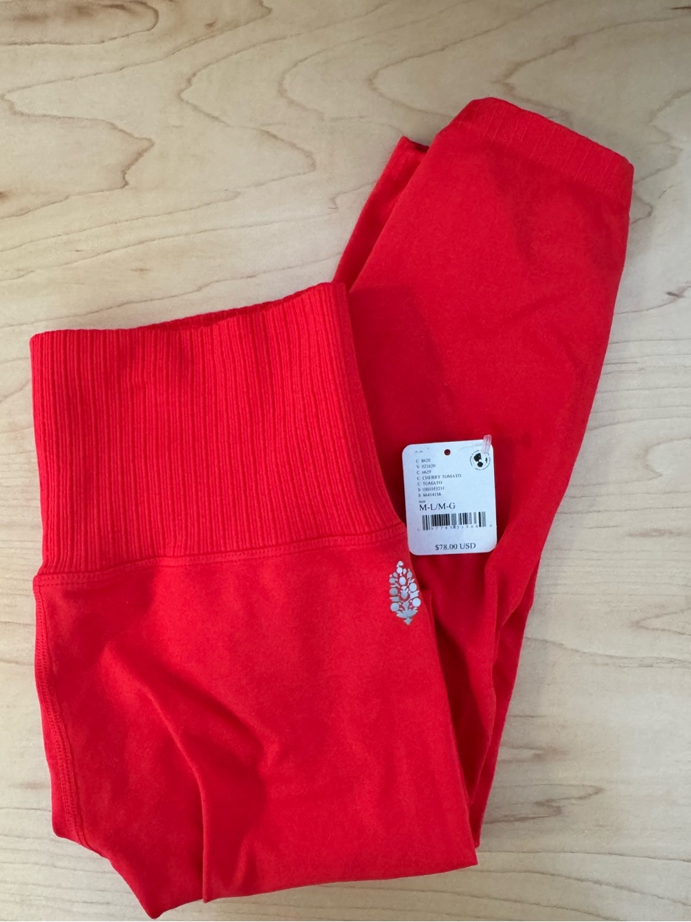 Good Karma 7/8 legging in tomato